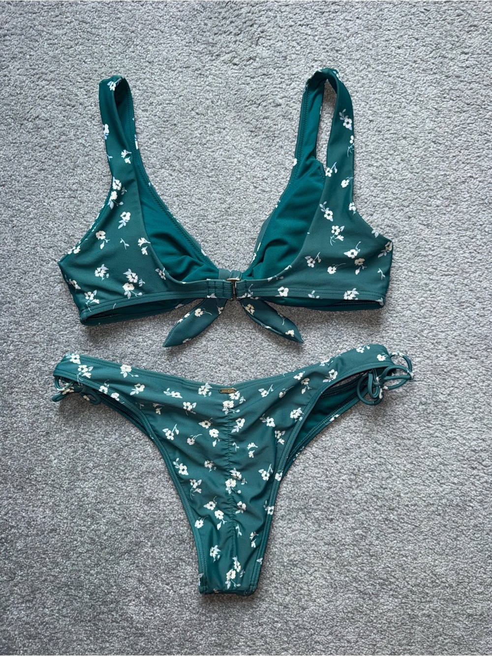 Hollister Bikini - Picture 5 of 7